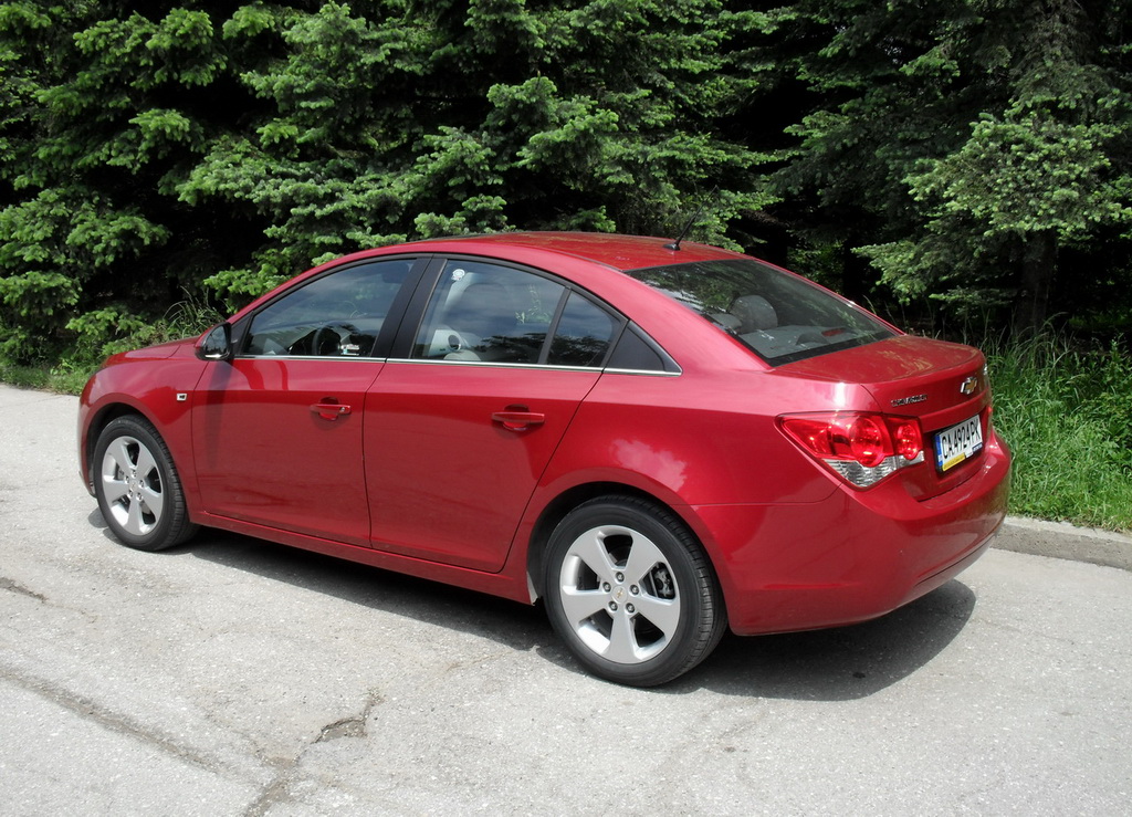 Chevrolet Cruze LT 2.0 (тест драйв)