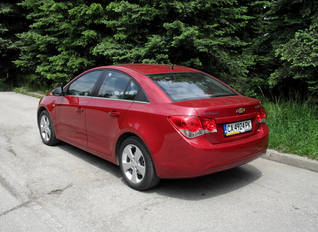 Chevrolet Cruze LT 2.0 (тест драйв)