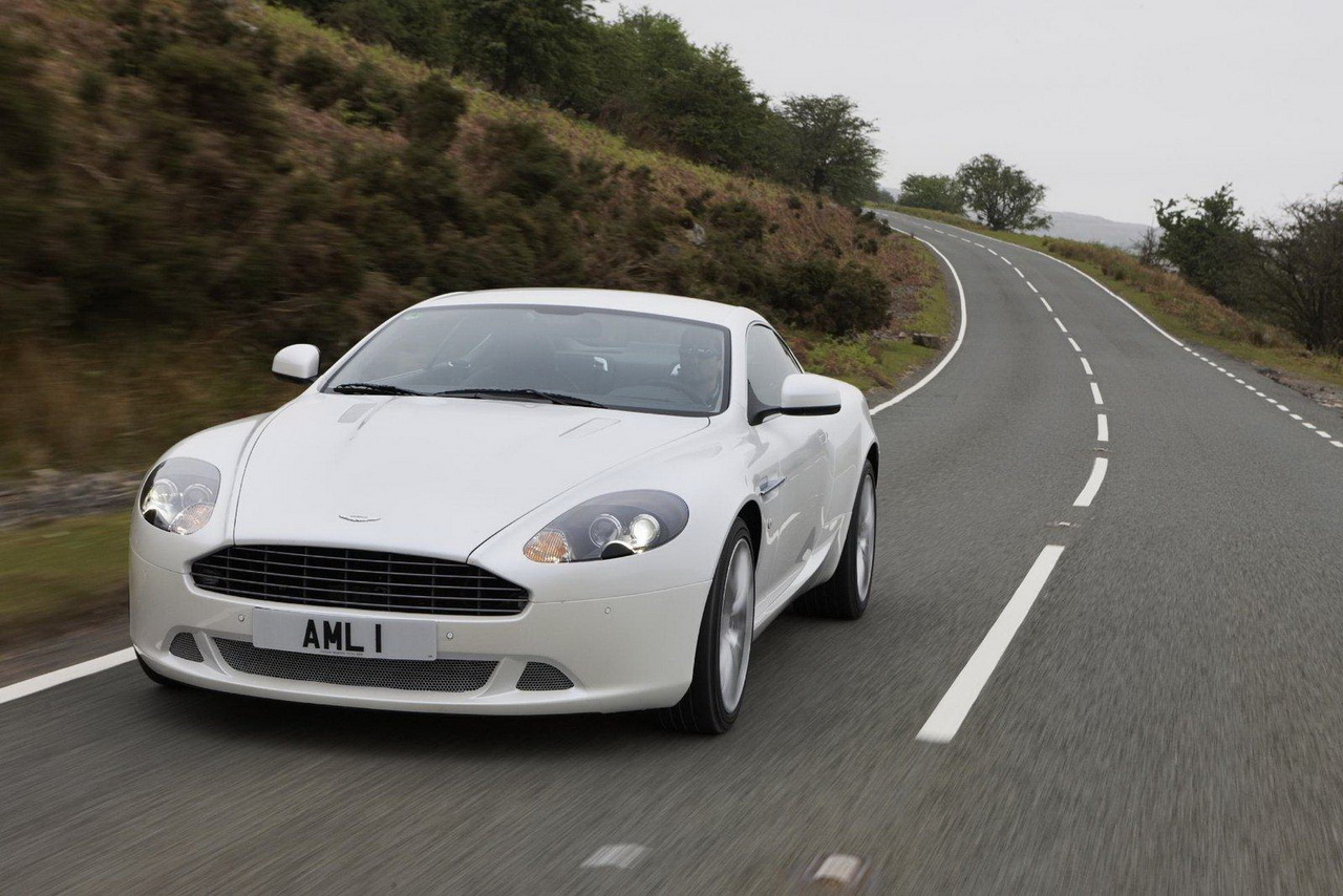 Aston Martin DB9 Facelift 2011