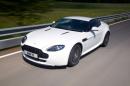 Aston Martin пусна лимитирана версия на V8 Vantage