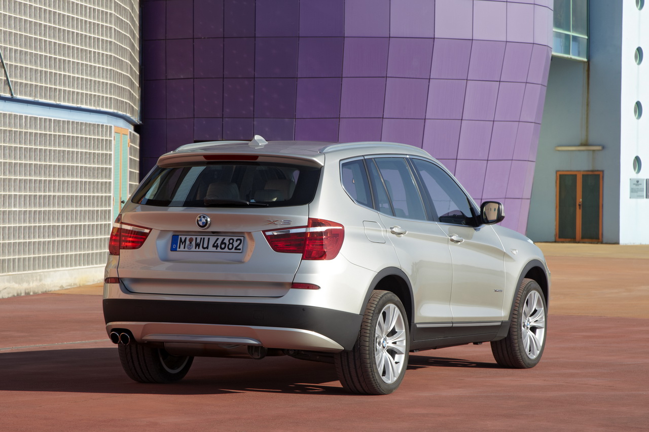 BMW X3 2011