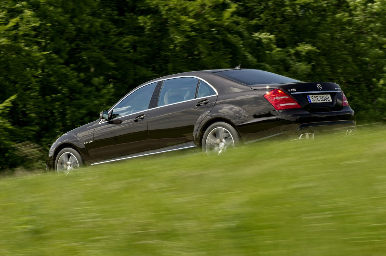 Mercedes S 63 AMG 2011