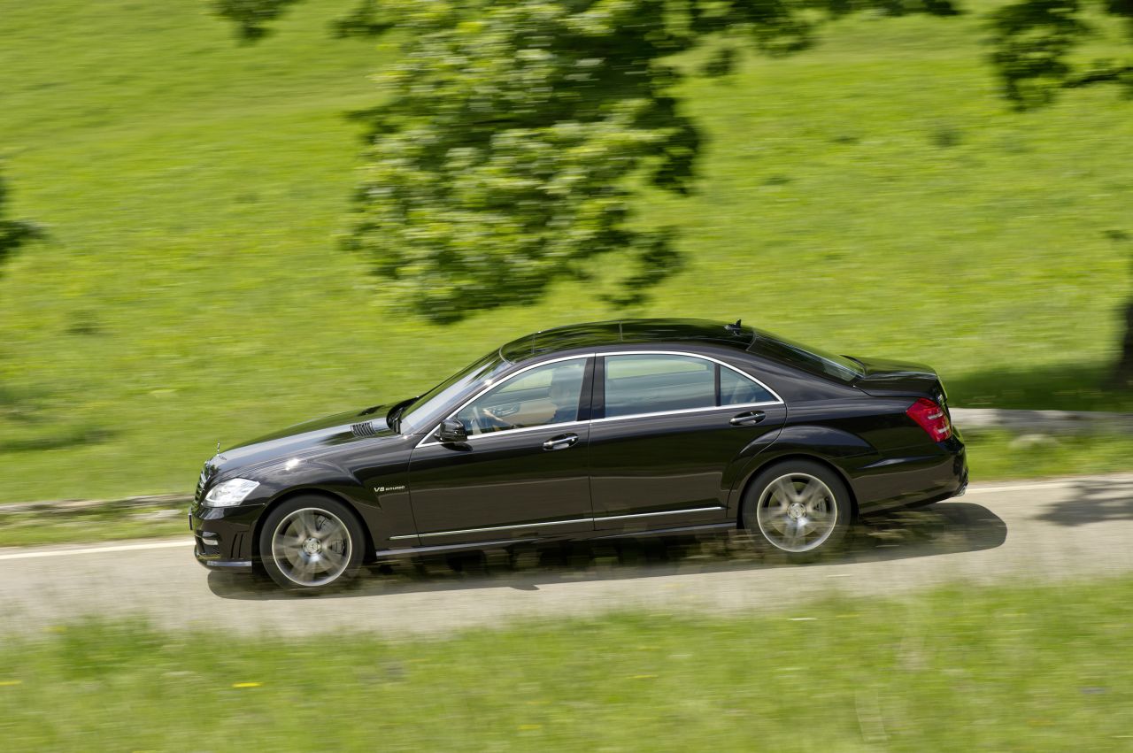 Mercedes S 63 AMG 2011