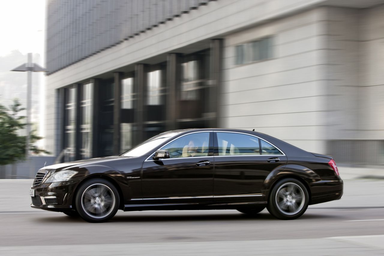 Mercedes S 63 AMG 2011