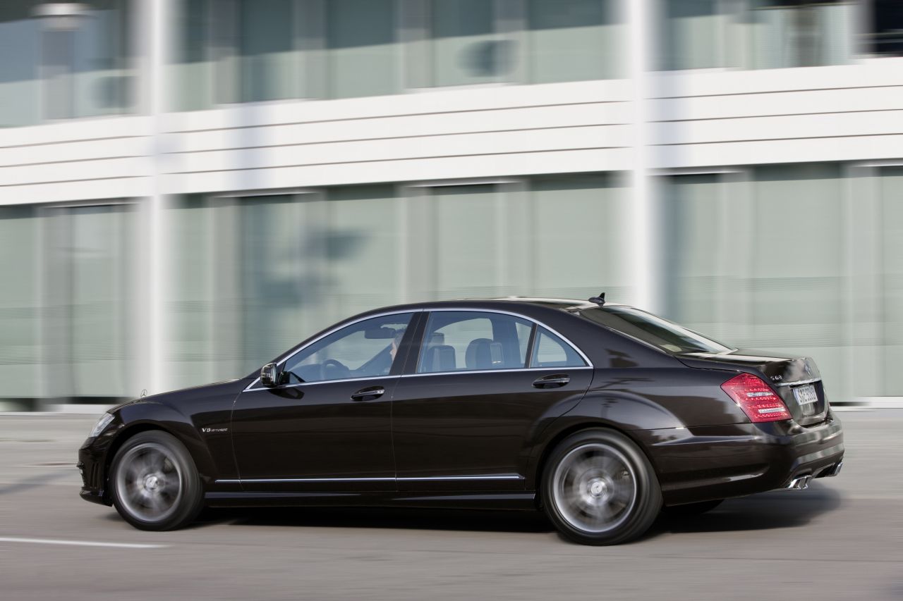 Mercedes S 63 AMG 2011