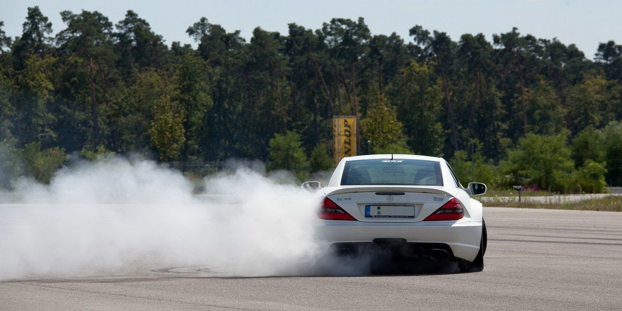 Mercedes SL 65 AMG Black Series P 1000