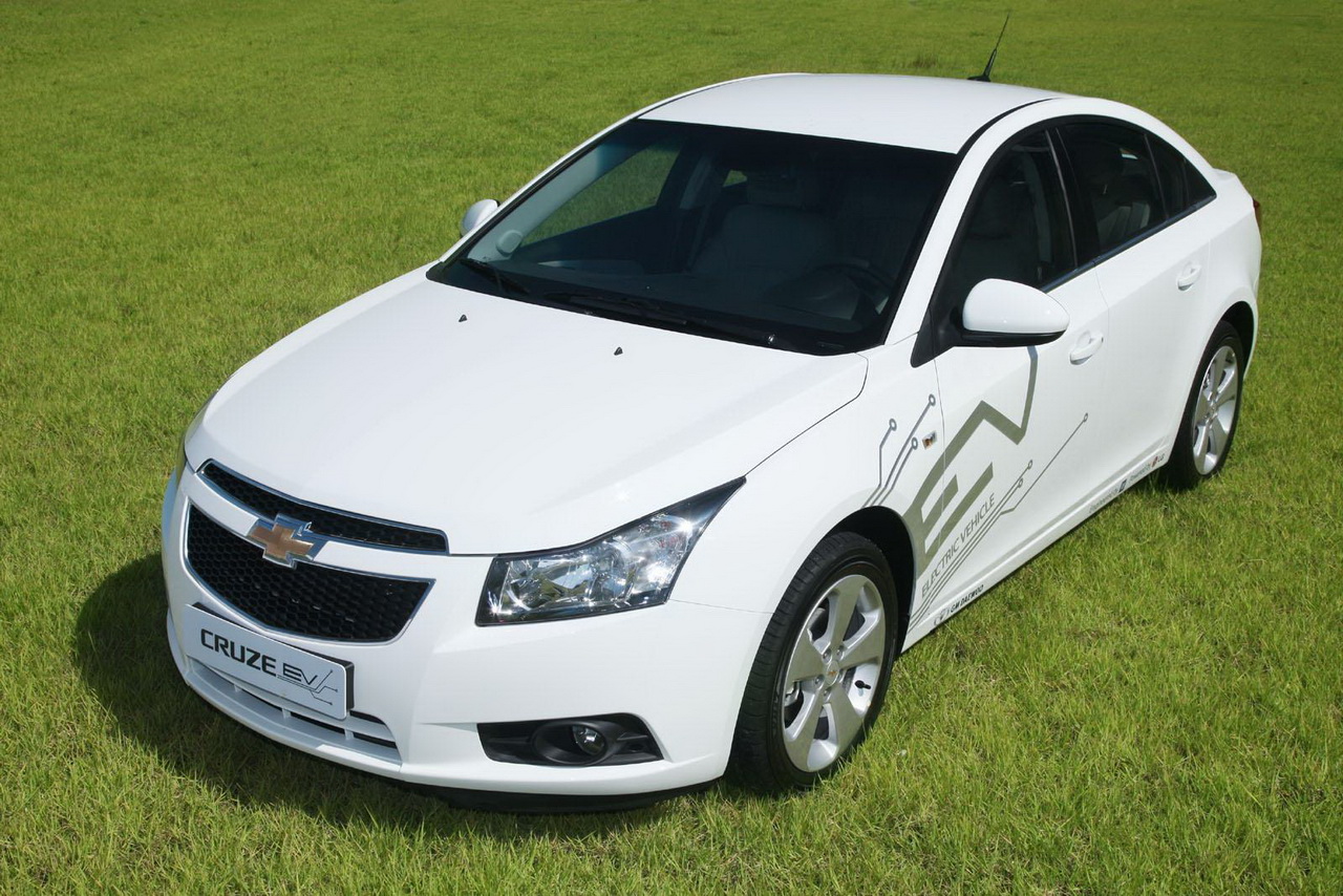 Chevrolet Cruze EV Prototype