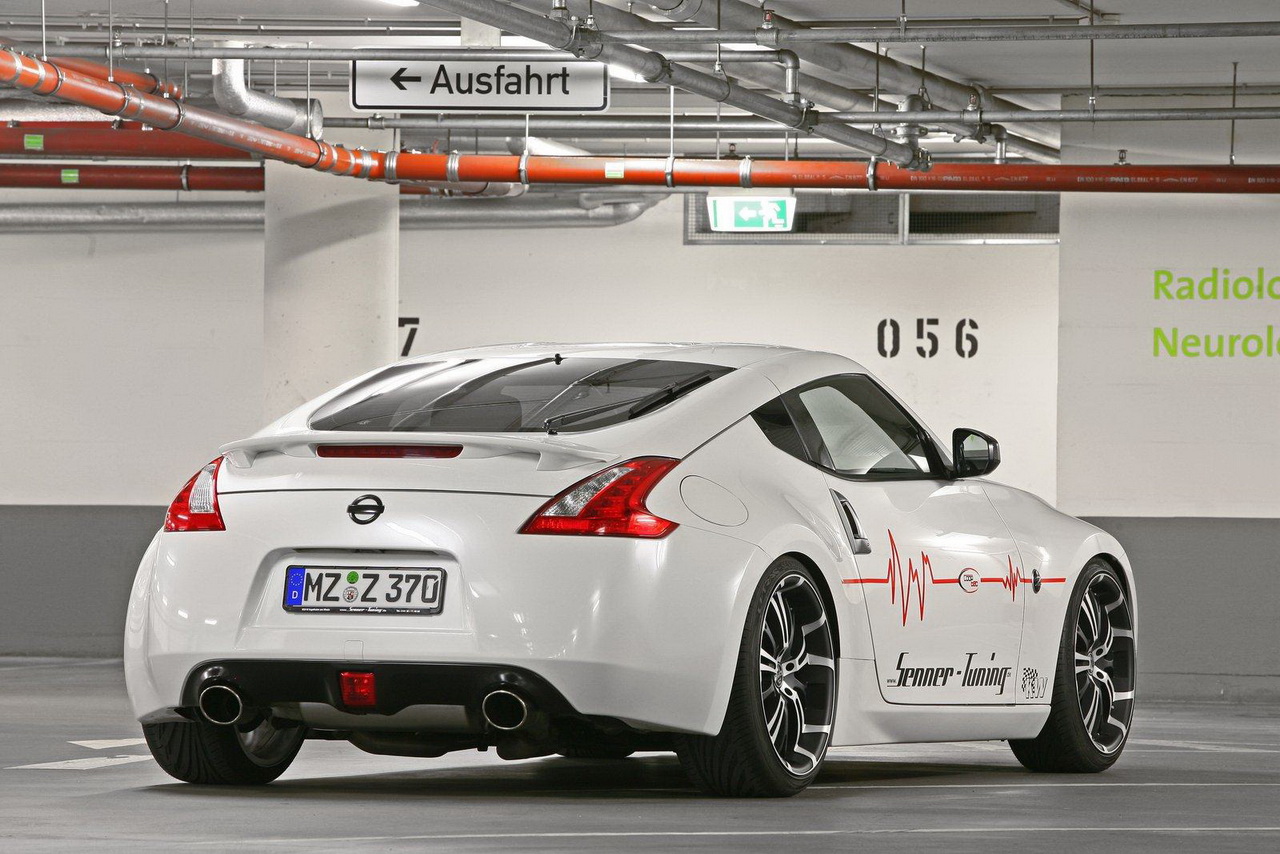 Nissan 370Z Asphalt Surfer