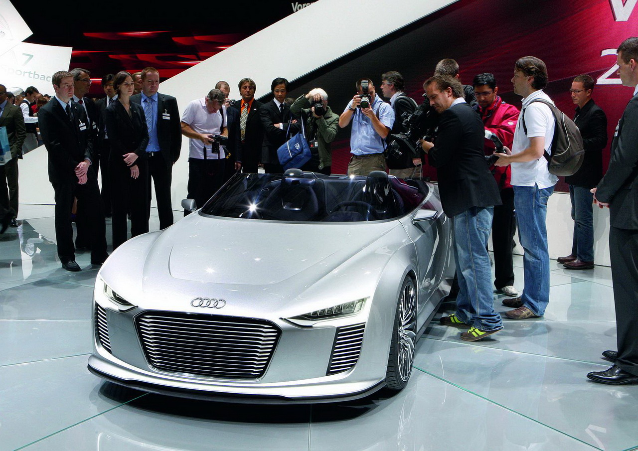 Audi e-Tron Spyder Concept