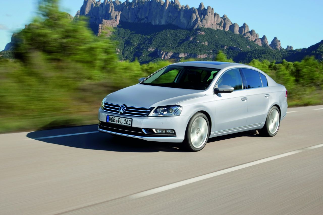 Volkswagen Passat 2011 (нови снимки)