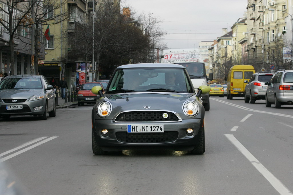 Mini E в България