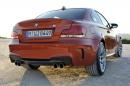 BMW 1-Series M Coupe се оказа голяма оса