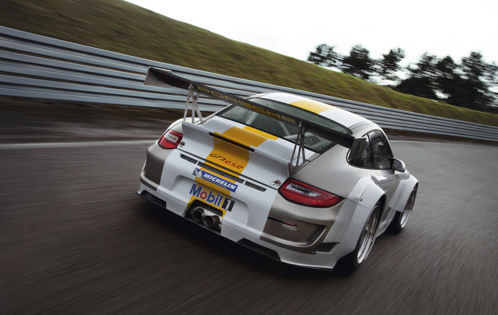 Porsche 911 GT3 RSR 2011