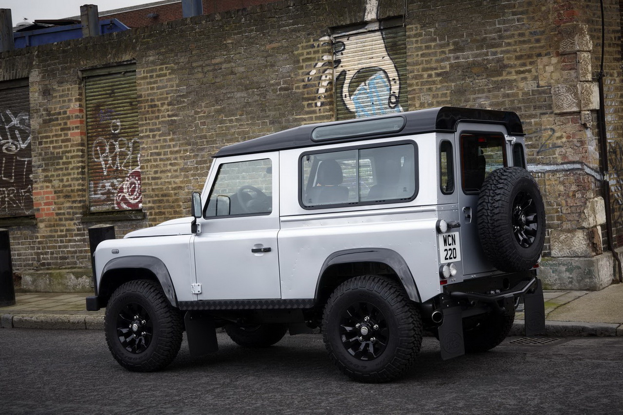 Land Rover Defender X-Tech