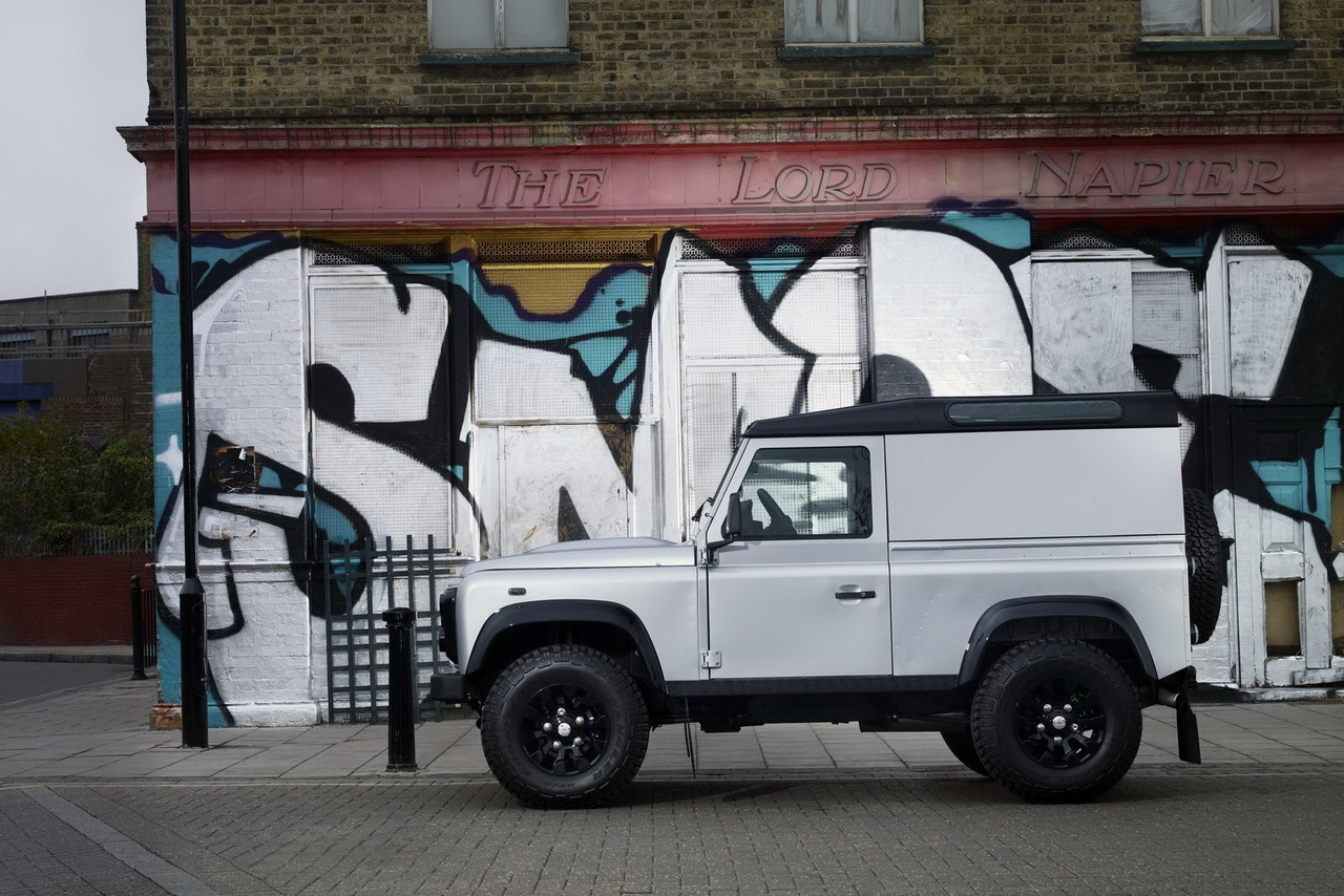 Land Rover Defender X-Tech