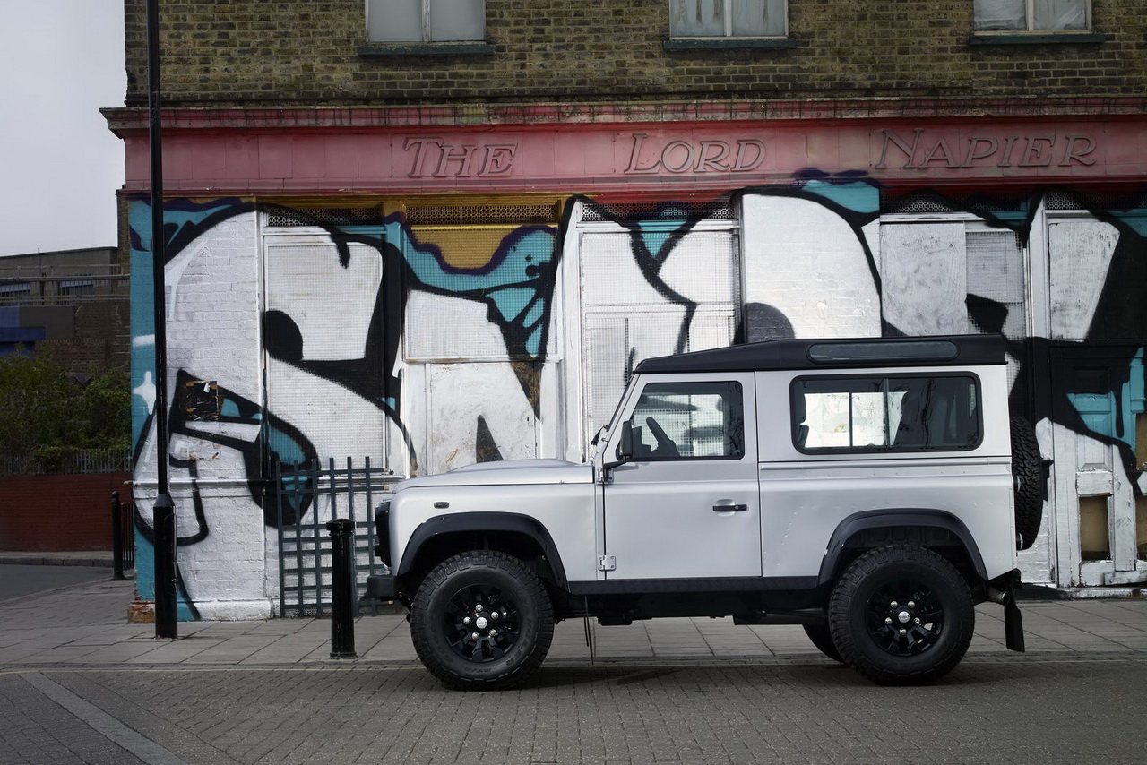 Land Rover Defender X-Tech