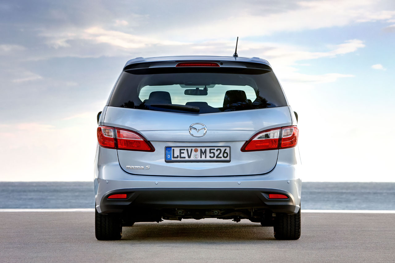 Mazda5 2011 (нови снимки)