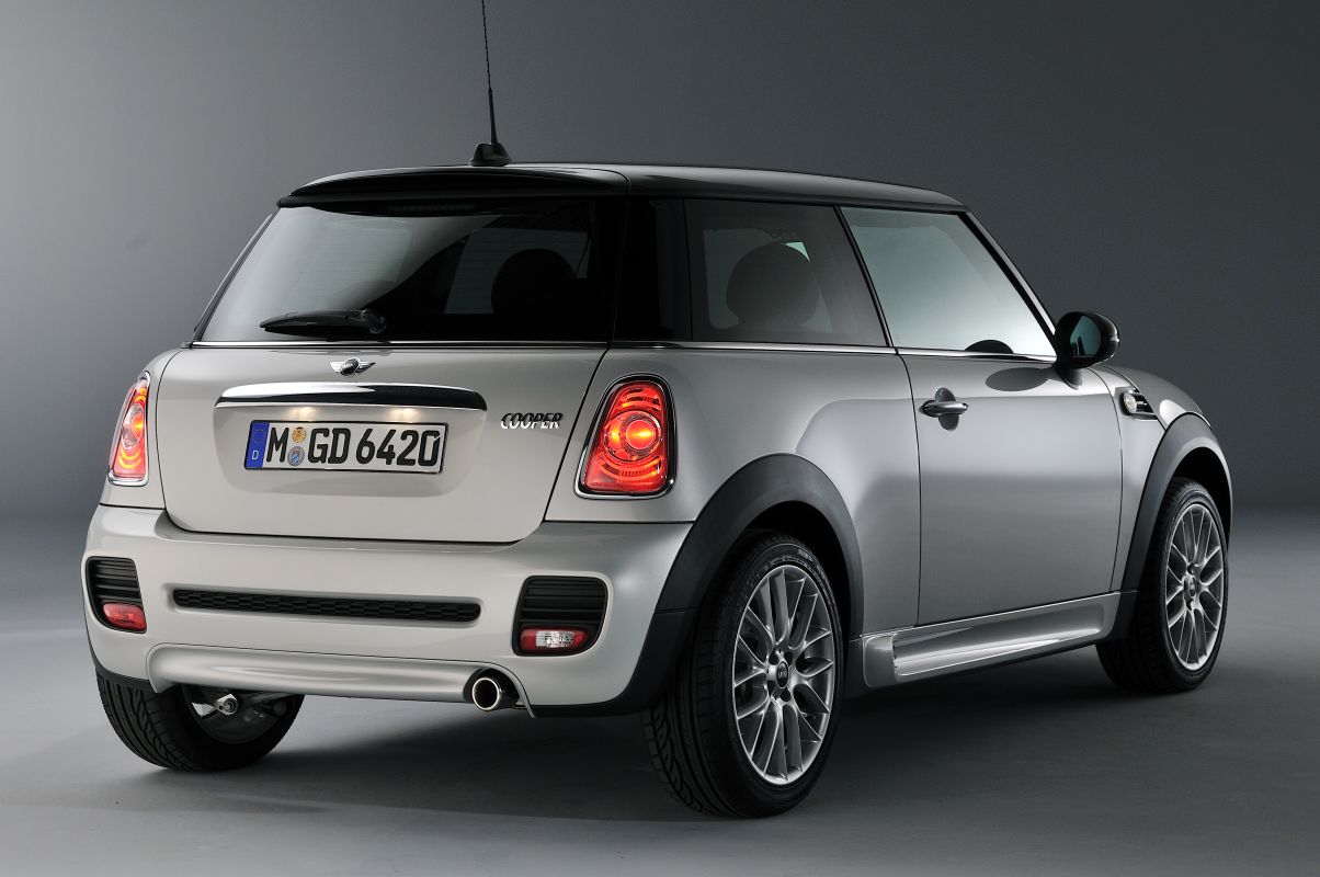 Mini Clubman Hampton и Mini Cooper JCW 2011