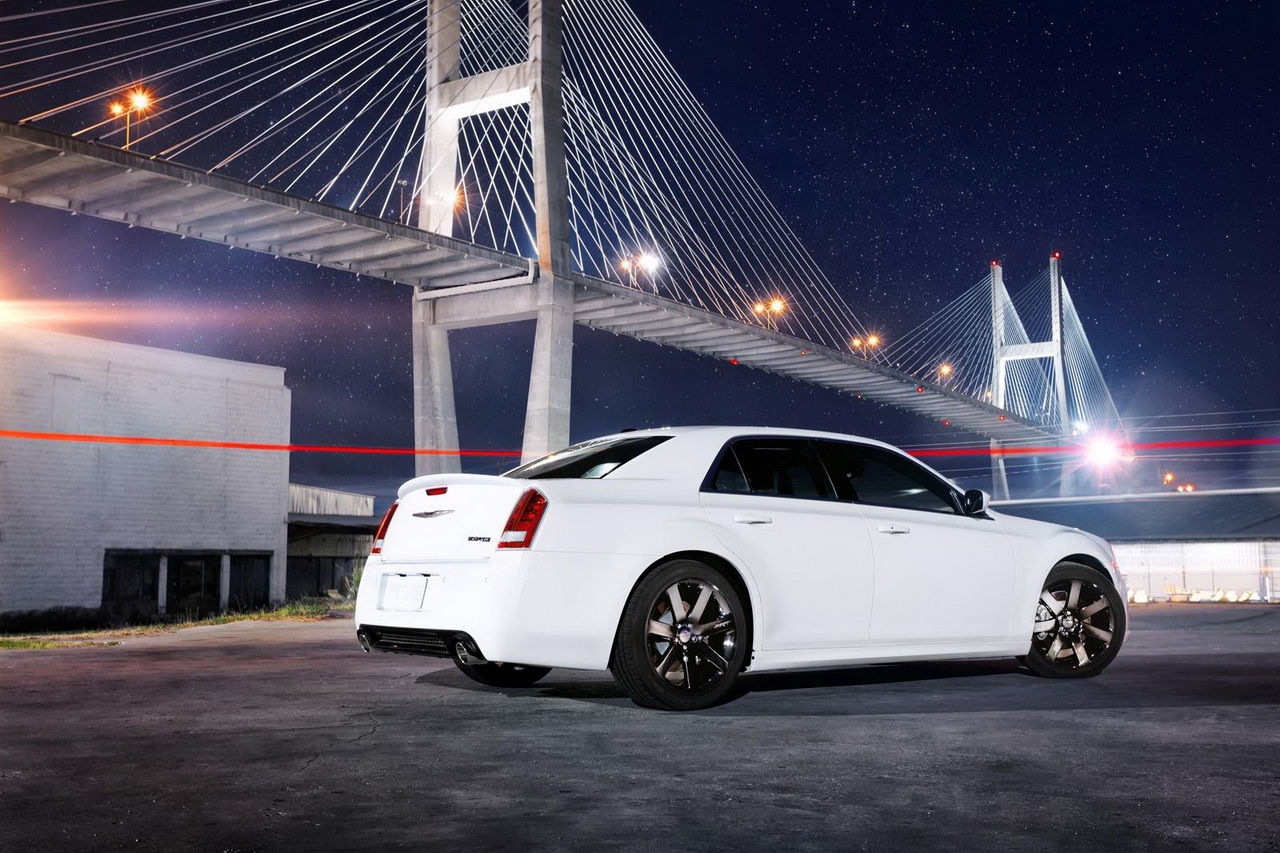 Chrysler 300 SRT8