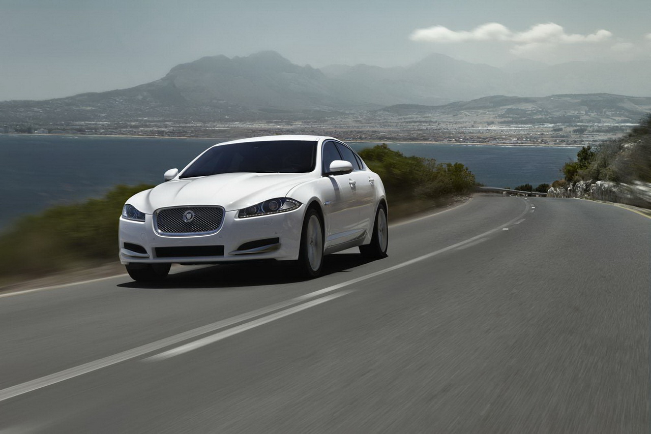 Jaguar XF 2012