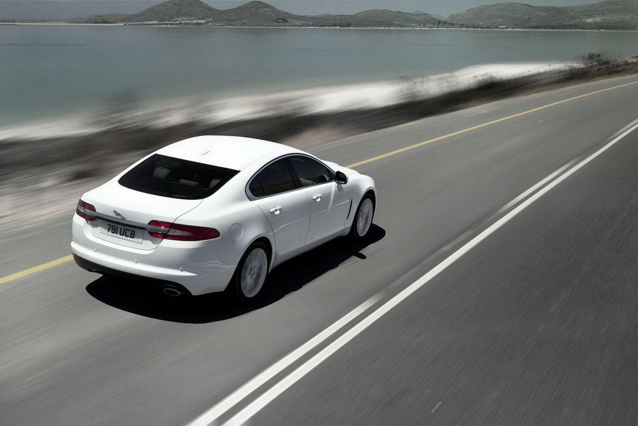 Jaguar XF 2012