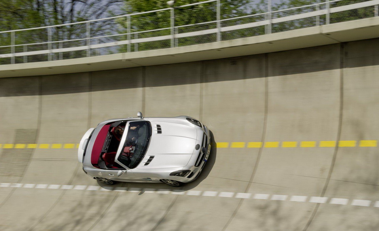 Mercedes SLS Roadster (първи снимки)