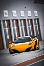 McLaren MP4-12C GT3 е по-скромен от серийния модел