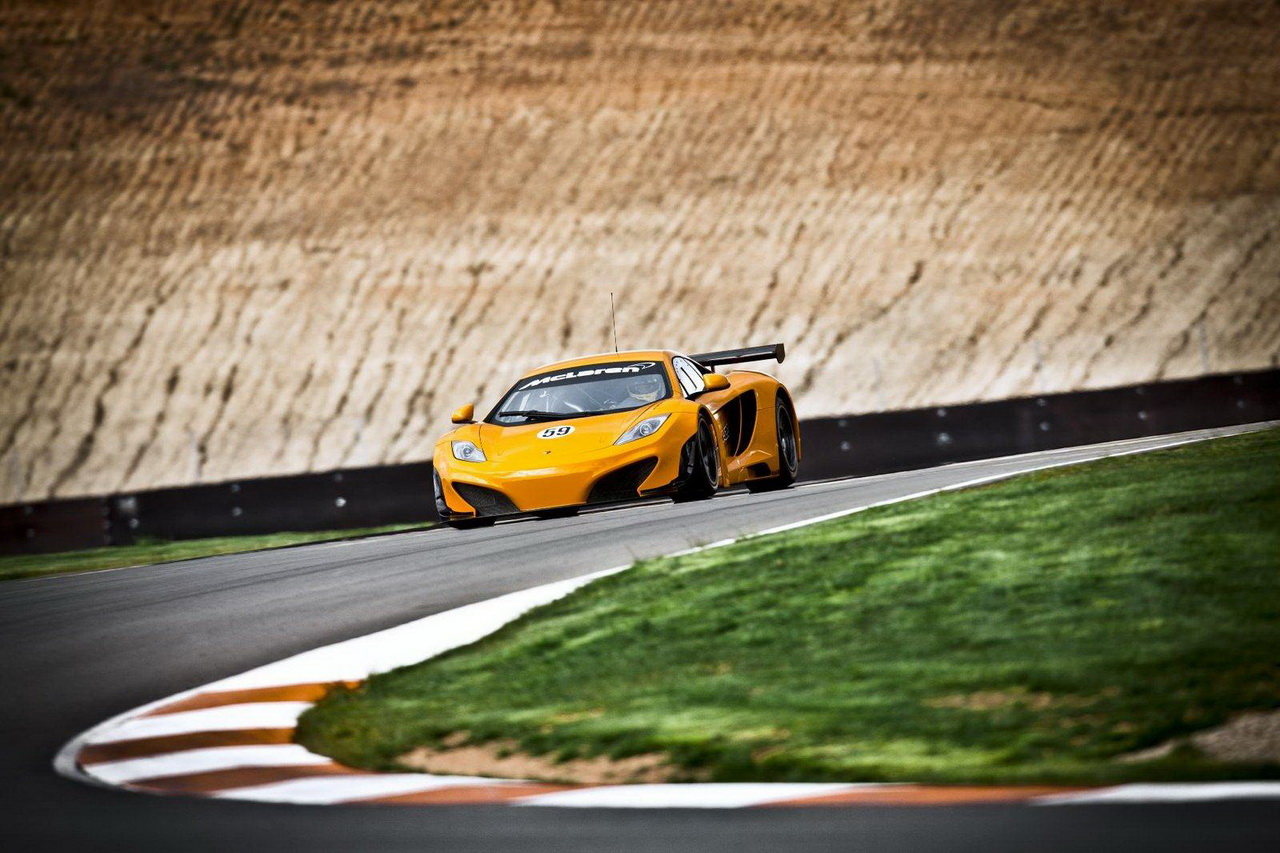 McLaren MP4-12C GT3