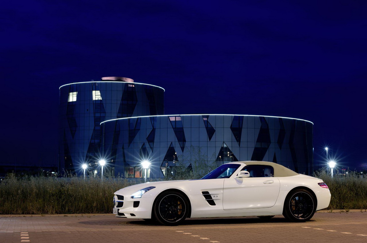 Mercedes SLS AMG Roadster