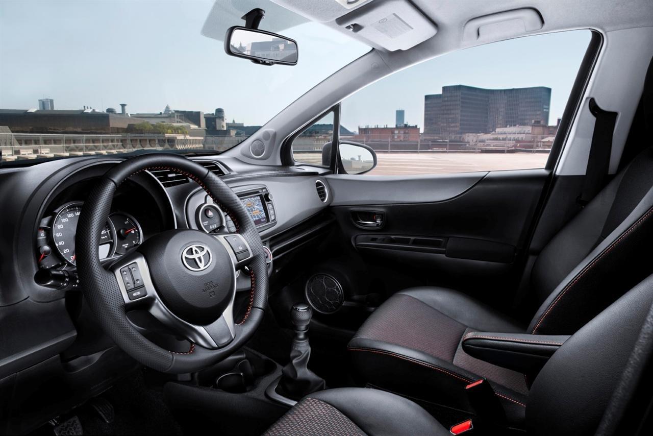 Toyota Yaris 2012 (европейска версия)