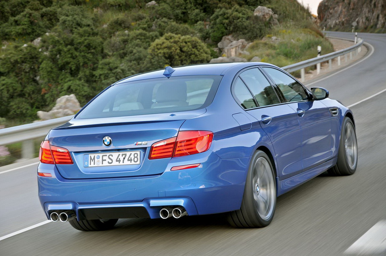 BMW M5 2012