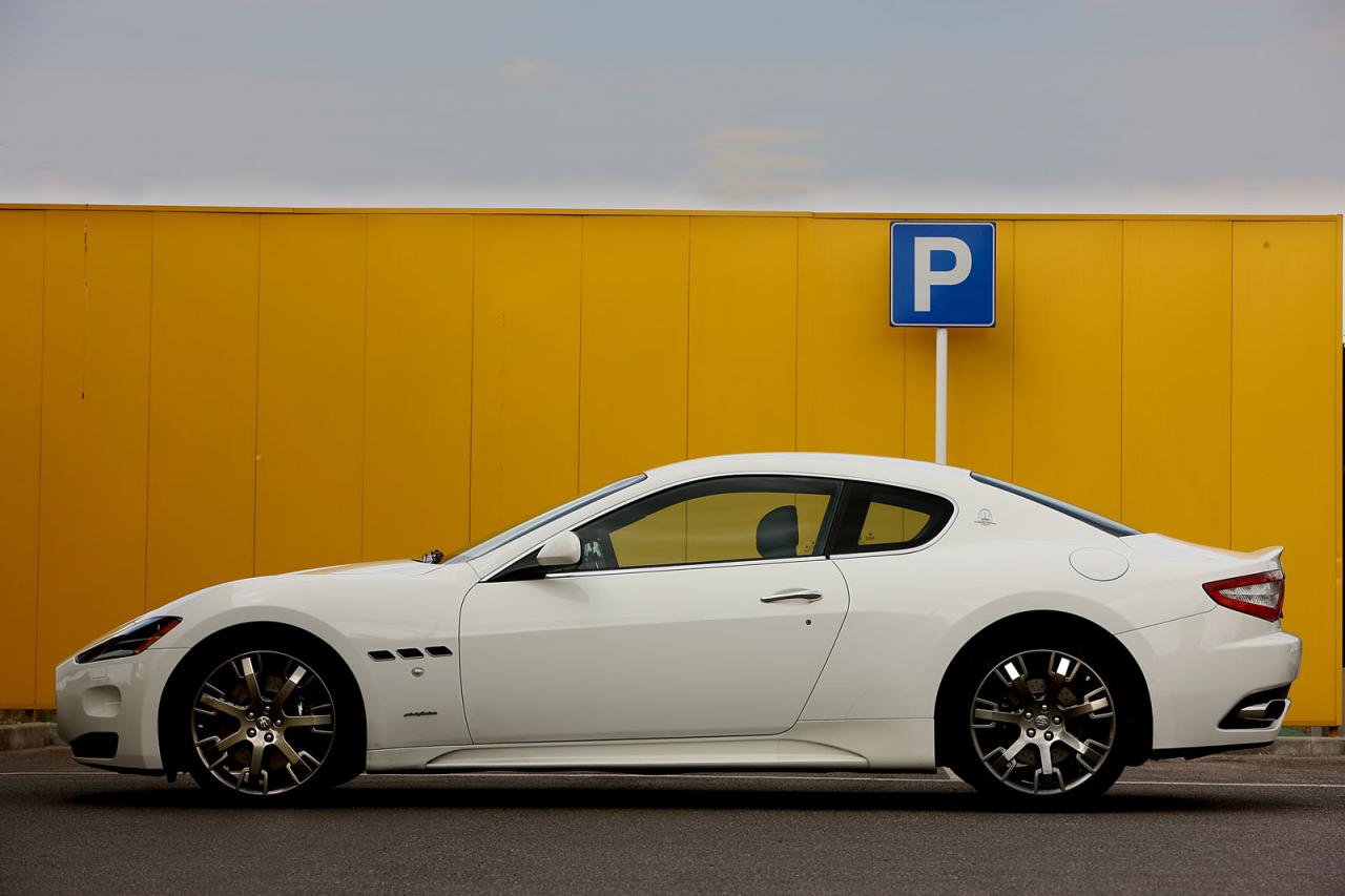 Maserati GranTurismo S Automatic със Sport Package