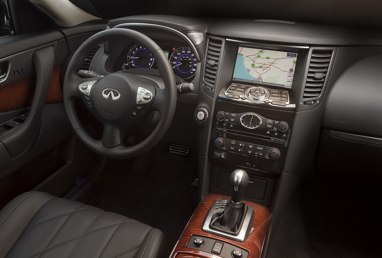 Infiniti FX 2012