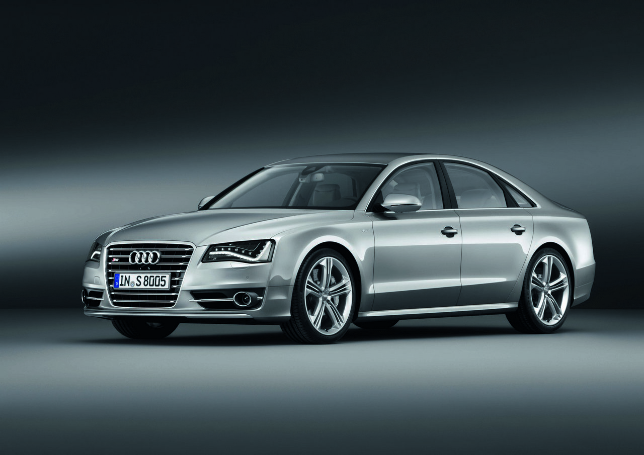 Audi S8 2012