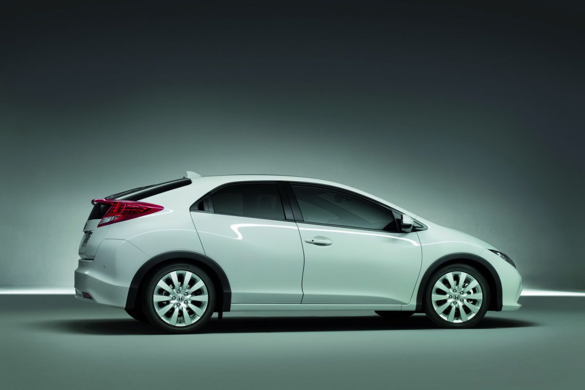 Honda Civic хечбек 2012