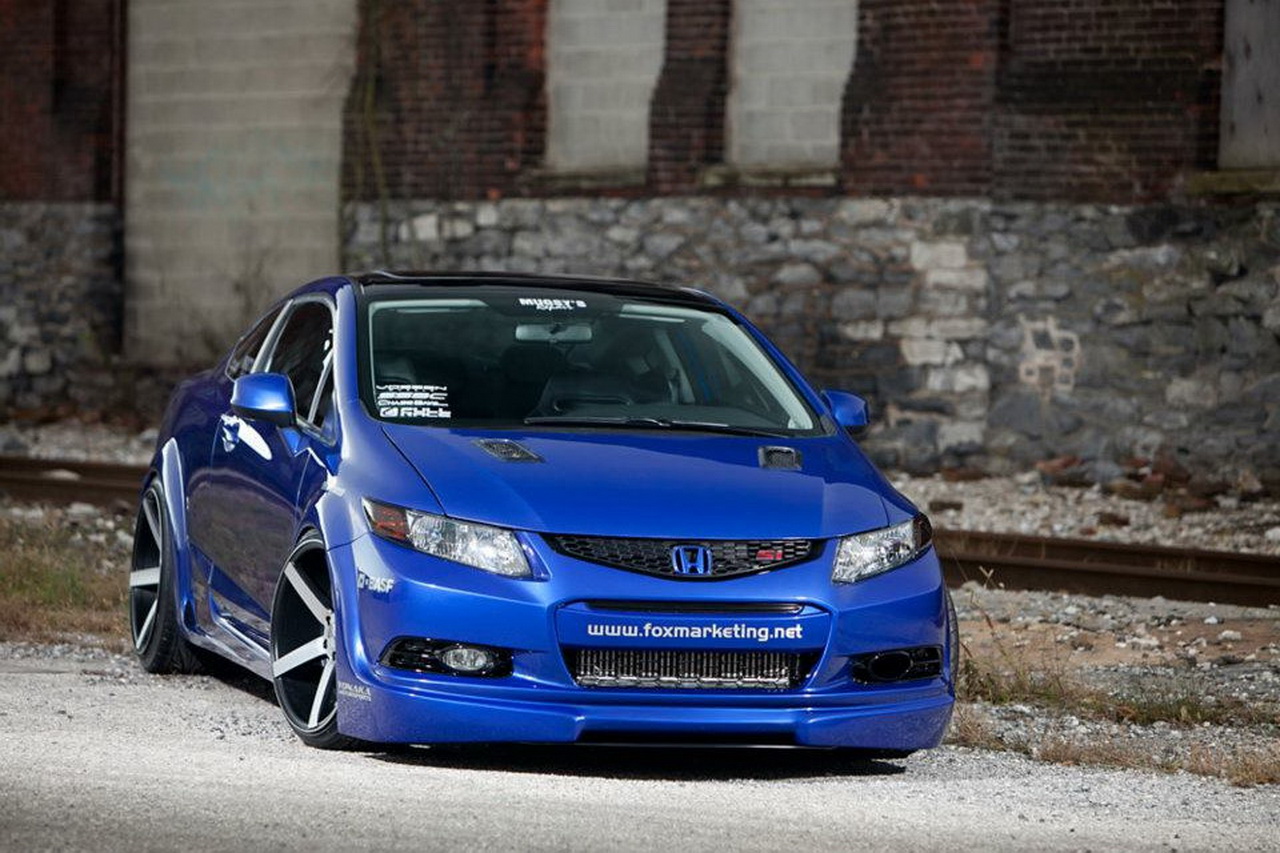 Honda Civic Si Coupe от Fox Marketing