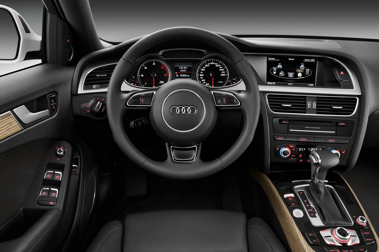 Audi A4 Allroad 2012