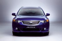 Нови снимки на Honda Accord Tourer