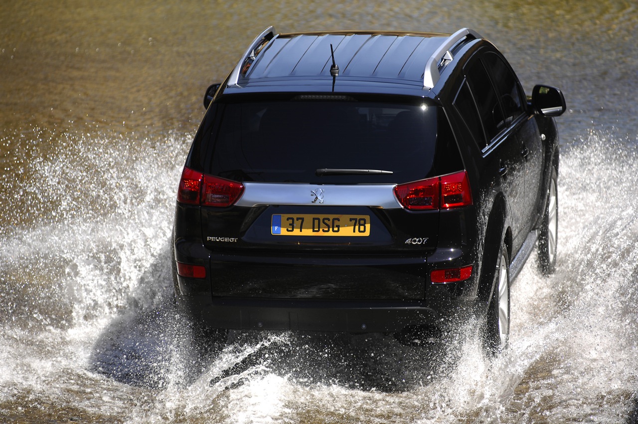 Peugeot 4007