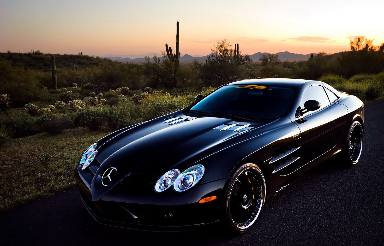 Mercedes-Benz SLR