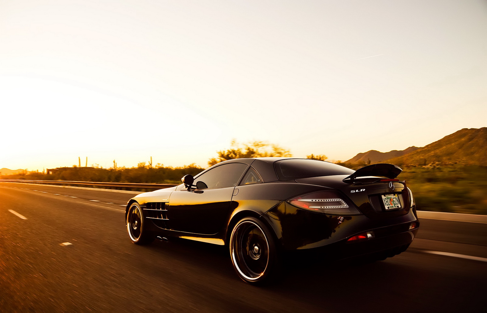 Mercedes-Benz SLR