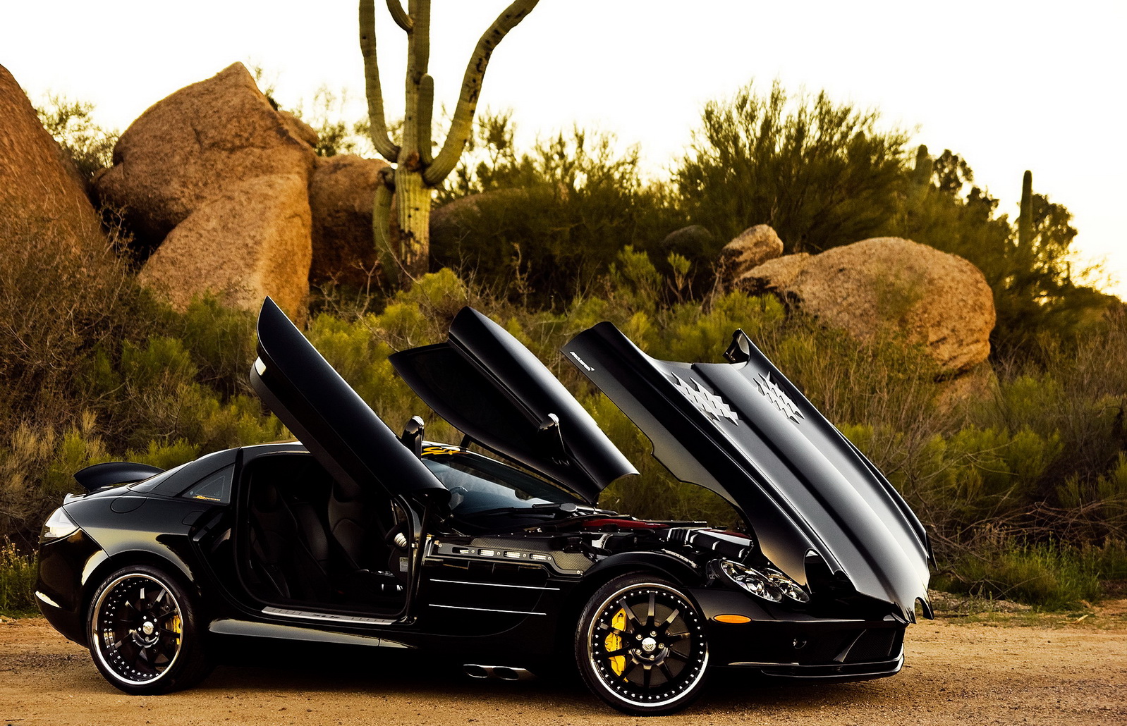 Mercedes-Benz SLR