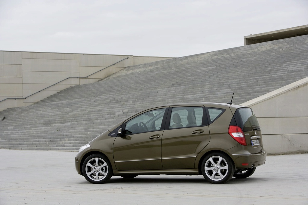 Mercedes A Class Facelift (нови сникми)