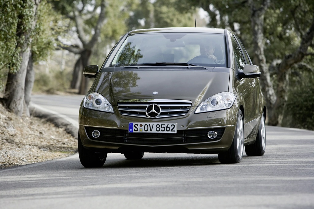 Mercedes A Class Facelift (нови сникми)