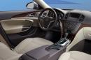 Opel Insignia – официални снимки и данни
