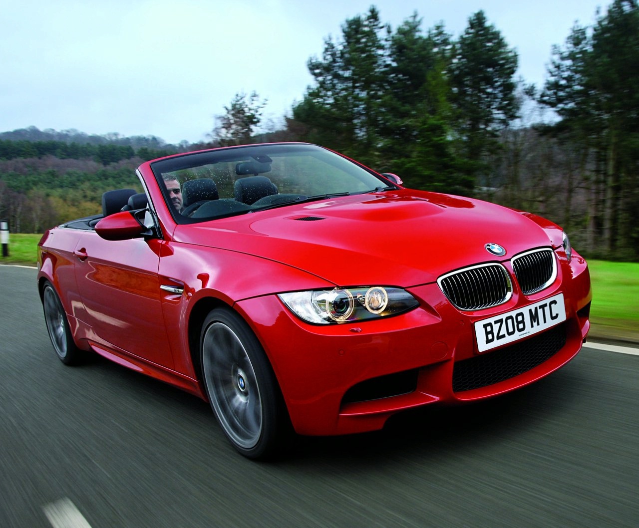 BMW M3 Cabrio (червен)