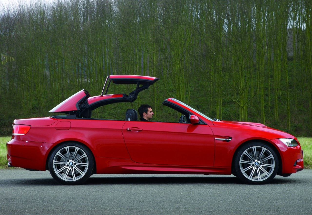 BMW M3 Cabrio (червен)