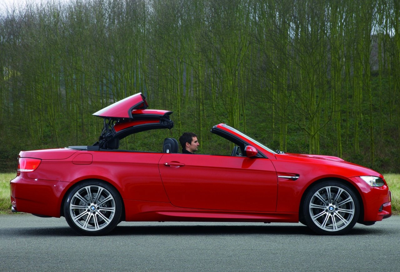 BMW M3 Cabrio (червен)