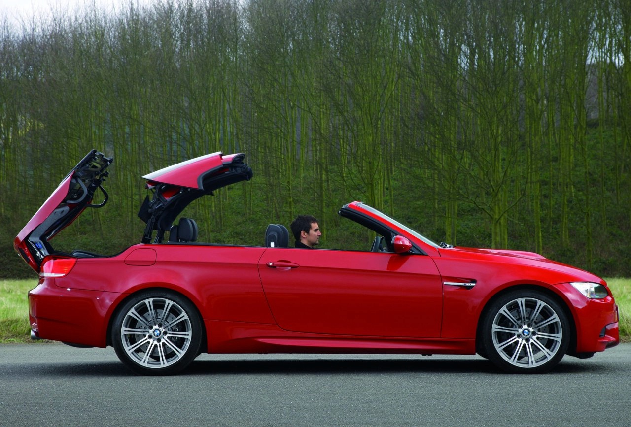 BMW M3 Cabrio (червен)