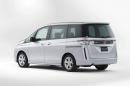 Mazda показа новия си миниван Biante